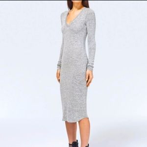 Artizia Wilfred Free Midi Dress